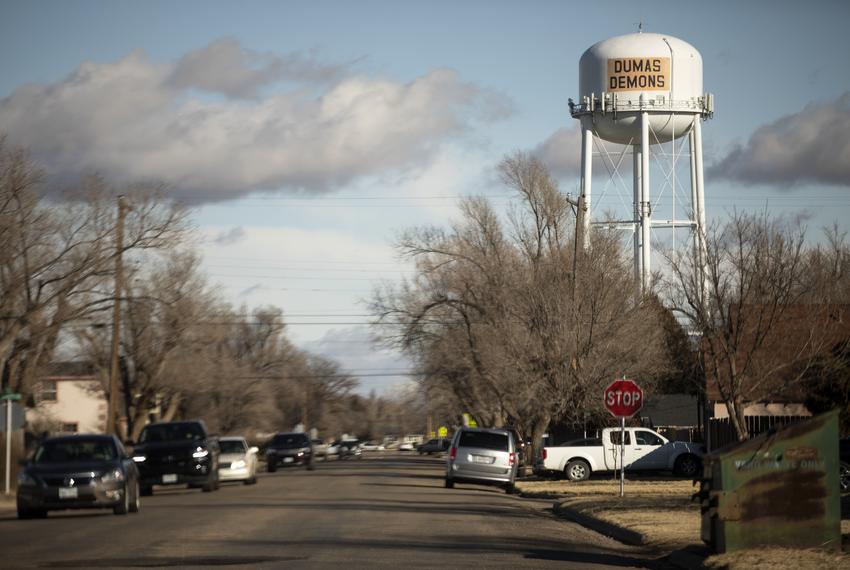 Meatpacking workers in Texas have little power to avoid the coronavirus